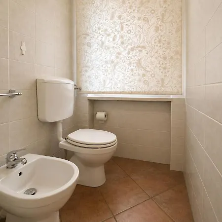 Spazioso 6 Posti Letto Comodo A Tutti I Servizi Appartement *